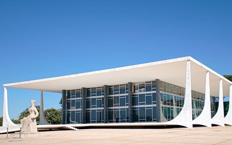 SINDSEMPMG ingressa com ADin para garantir o direito de advogar dos servidores do MPMG