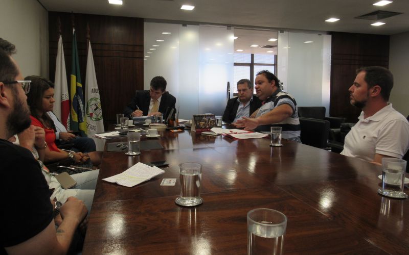 SINDSEMPMG genda nova reunião com PGJ