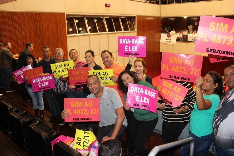 Revisão geral 2017 é aprovada em definitivo na ALMG