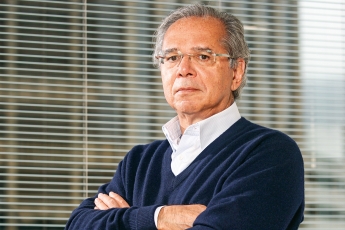 Paulo Guedes diz que direitos trabalhistas tornam jovens prisioneiros de uma legislação fascista