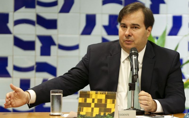 Presidente da Câmara defende fim de estabilidade de servidores públicos