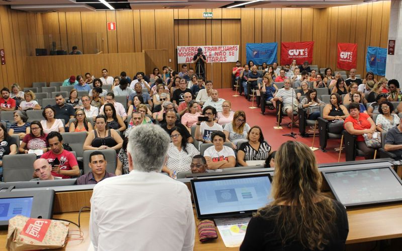 "Deforma" da Previdência é debatida em seminário na ALMG