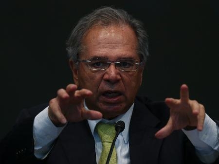 Reforma de Guedes preserva supersalários e arrocha servidor que ganha menos