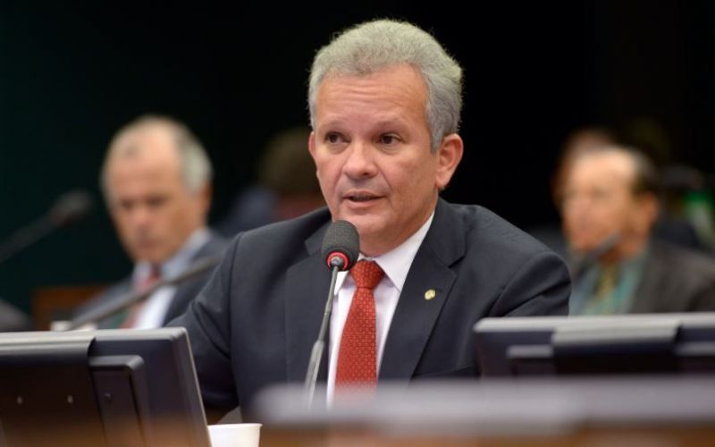 Reforma Administrativa: Deputado envia requerimento a Guedes sobre documentos preparatórios e impactos da PEC nº 032/2020