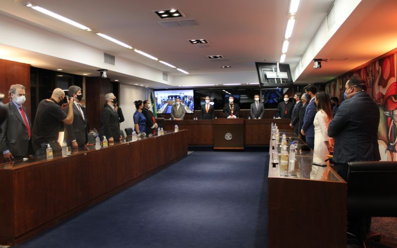 SINDSEMPMG esteve presente na cerimônia de transmissão do cargo de PGJ ao decano do MPMG 