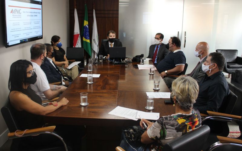SINDSEMPMG se reúne com o PGJ para levar pleitos da categoria 