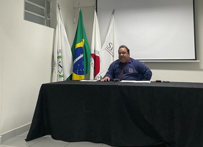 Categoria delibera Pauta de Reivindicações de 2023 em AGE