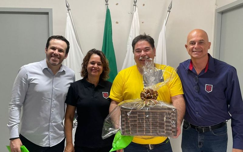 Diretoria recebe coordenador-geral do SINDSEMPPE na sede do Sindicato 