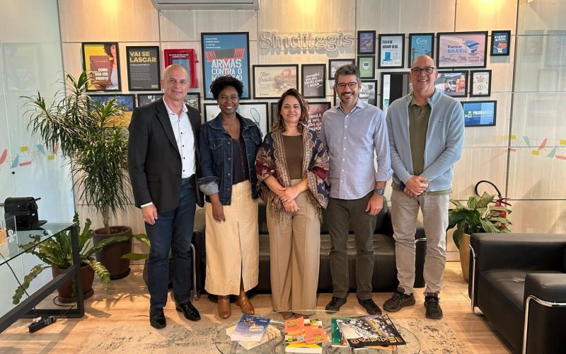 SINDSEMPMG se reúne com o presidente do instituto Servir Brasil para tratar sobre a Reforma Administrativa 