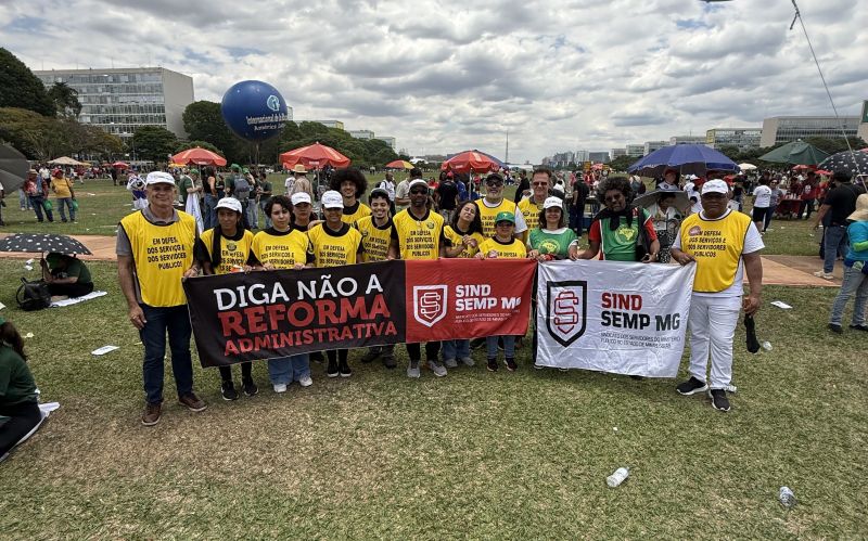 SINDSEMPMG participa da Marcha Nacional contra a Reforma Administrativa